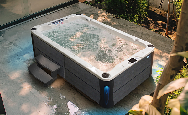 Deck Series Hisings Kärra hot tubs for sale
